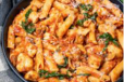CHICKEN PASTA IN RED SAUCE