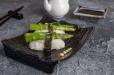 Asaparagus nigiri