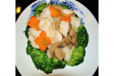 Sautéed Hamour Fillet With Broccoli  And Garlic