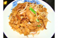 Wok Fried Flat Rice Noodles With Beef