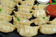 VEG MOMOS STEAMED 8 PCS