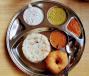 Upma Vada (1 Piece Vada + Half Portion Upma)