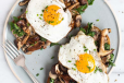 Egg w. Mushroom Triangle Sandwich