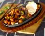 Diced Chicken With Onion And Capsicum Sizzler