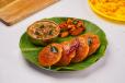 Classic Podi Idli With Kadla Curry