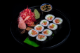 Salmon Maki (8 pcs)
