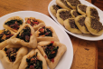 Zaatar With Tomato Fatayer