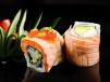 Seared Salmon Uramaki (4 Pcs)