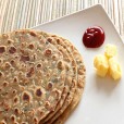 Onion With Garlic Paratha