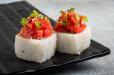 Tuna tartar roll