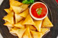 CHICKEN  SAMOOSA 10 PCS BOX