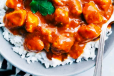 WHITE RICE WITH BUTTER CHICKEN