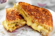 Omelette Cheese Sandwich