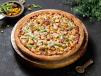 Cheesy Grilled Chicken and Corn Pizza
