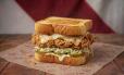 Cluck Classic Sando