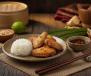 Crispy chicken wings with sticky rice