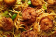 PRAWNS SCHEZWAN NOODLES