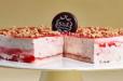 Strawberry Krisp Ice Cream Cake Small-650g