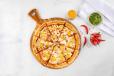 Dynamite Shrimp Pizza - 10 Inches