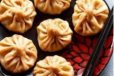 Vegetable Makhani Momos
