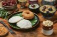 2 Idli and 1 Vadé sambar