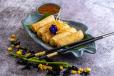 Crispy Veg Spring Rolls (4 Pcs) / سبرينغ رولز بالخضار المقرمشة (4 قطع)