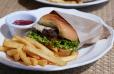 CLASSIC CHEESE BURGER