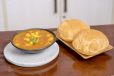 Aloo Sabji With Puri (3pcs)