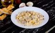 Fettuccine Alfredo Pasta