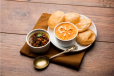 Poori (3 Pcs) And Halwa