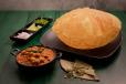 Chola Bhatura
