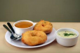 Set vada (2 nos)