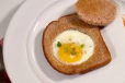 Sunny Side Up Eggs With Bread