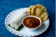 Puttu with chicken curry combo