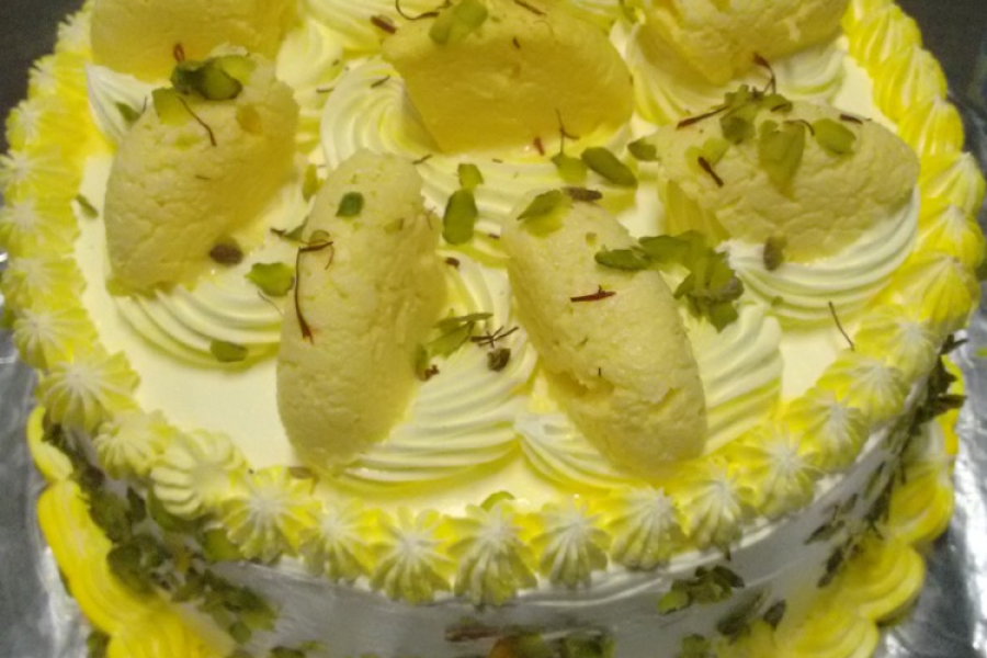 Cake Lake Bakery Al Karama Menu, Dubai EatEasy.ae