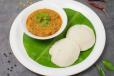 Idli with Vada curry