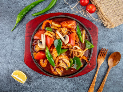 
                                Hot Tinapay Restaurant