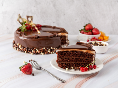 Buy & Order Birthday & party & wedding Cake”Trio Chocolate Cake”online,  bakery shop home delivery, Birthday & party Cake & wedding “Trio Chocolate  Cake”online bakery near me, Birthday & party Cake &