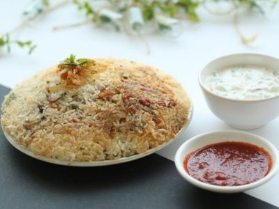
                                Mehfil Biryani