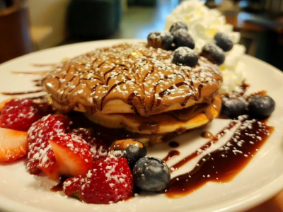 Crepes And Burgers