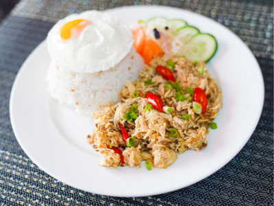 
                                Papa Chits Restaurant