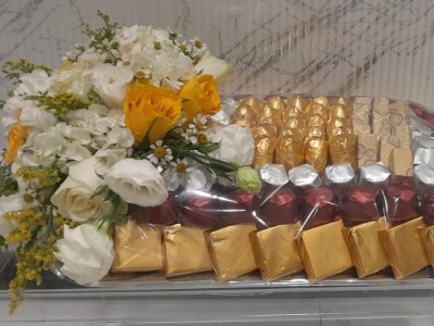 Laura Flowers And Chocolate