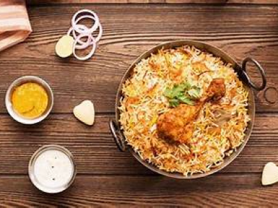 
                                Tamil vadi Biryani 