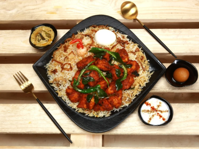 
                                Family Food Cafeteria