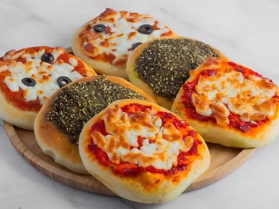 Pastry Palace Cafeteria