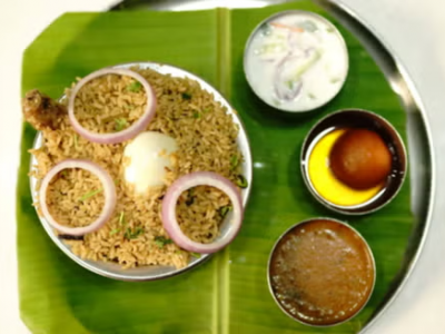 
                                Karaikudi Aachi Restaurant & Sweets