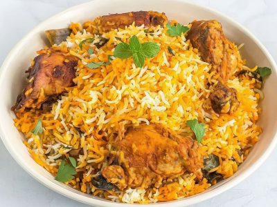 
                                Andaaze Hyderabad