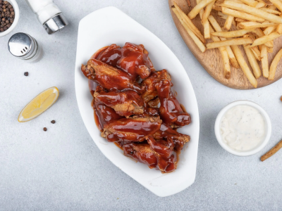 Can you handle the heat of Buffalo Wings & Rings chicken wing challenge? |  Time Out Dubai