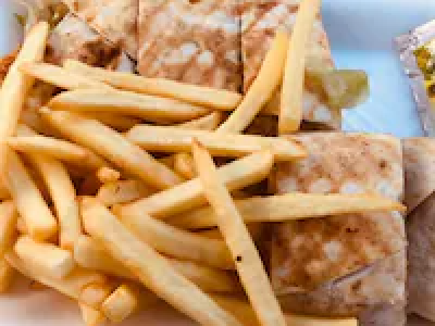 
                                Dream City Cafeteria