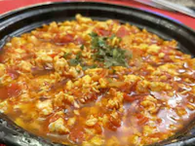 
                                Qasr Almansef Restaurant